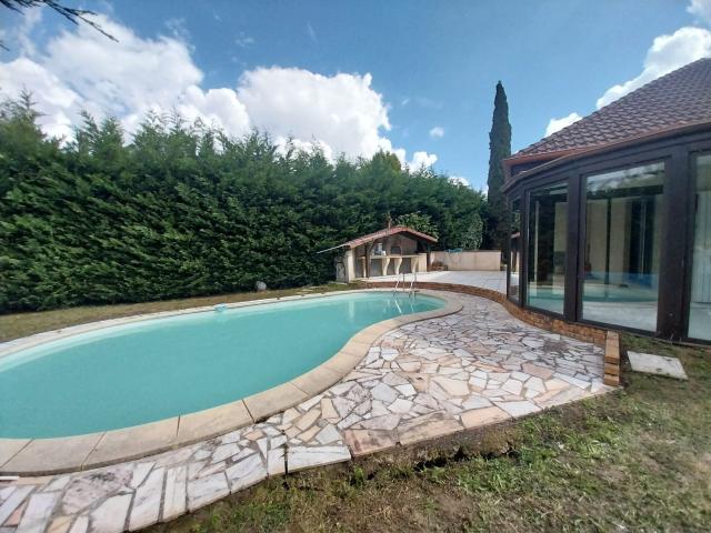 Maison 6 pièces 187 m²
