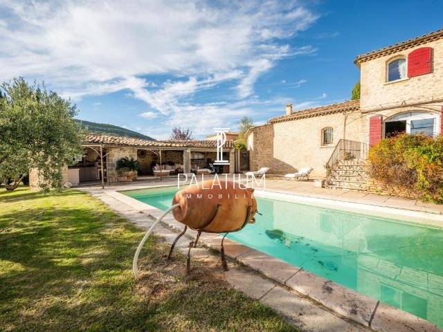 Maison 6 pièces 188 m²