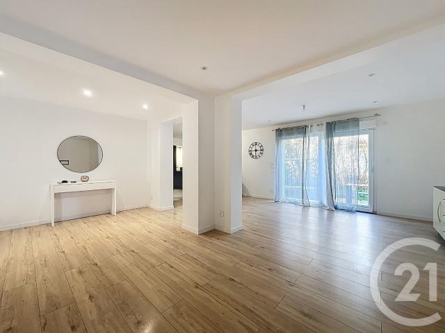 Maison 6 pièces 180 m²