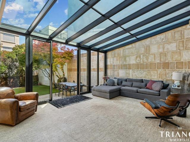 Maison 7 pièces 223 m²