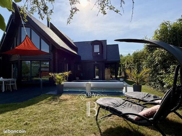 Propriété 6 pièces 180 m²