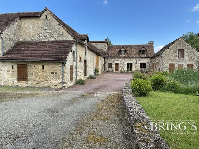 Maison 6 pièces 180 m²