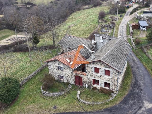 Maison 6 pièces 180 m²