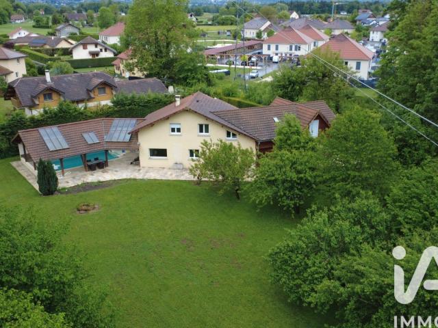 Maison 6 pièces 180 m²