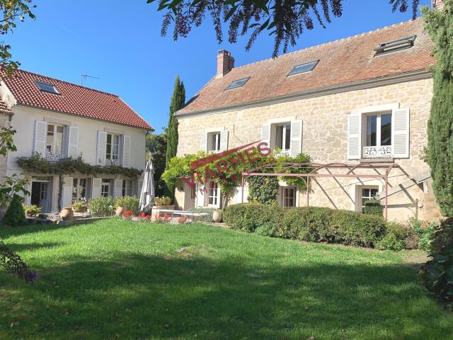 Maison 6 pièces 180 m²