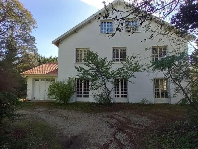 Maison 6 pièces 180 m²
