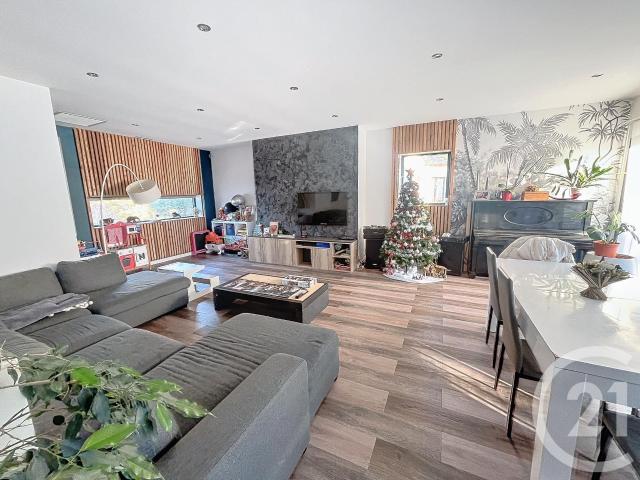 Maison 6 pièces 180 m²