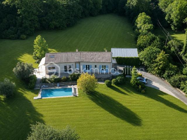 Maison 6 pièces 180 m²