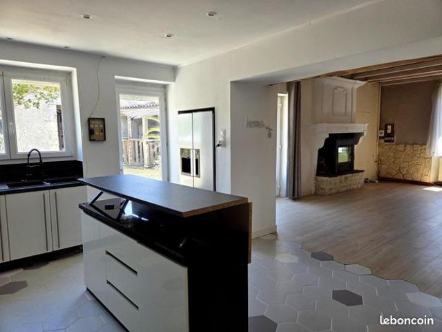 Maison 6 pièces 180 m²