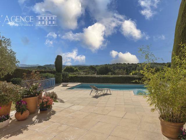 Maison 6 pièces 180 m²