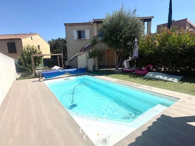 Maison 6 pièces 180 m²