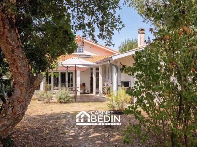 Maison 6 pièces 180 m²
