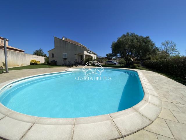 Maison 6 pièces 180 m²