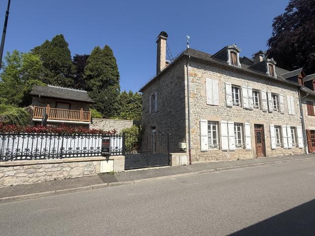 Maison 6 pièces 180 m²