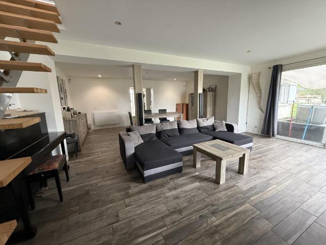 Maison 6 pièces 180 m²