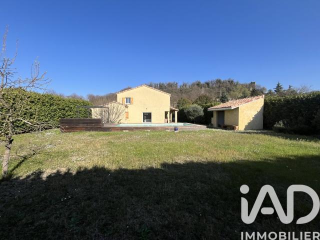 Maison 6 pièces 180 m²