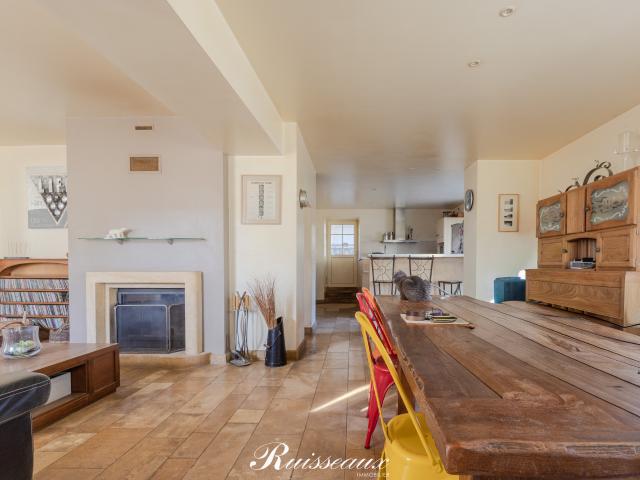 Maison 6 pièces 180 m²