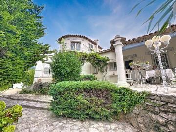 Maison 6 pièces 180 m²