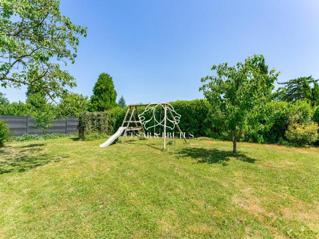 Maison 6 pièces 180 m²