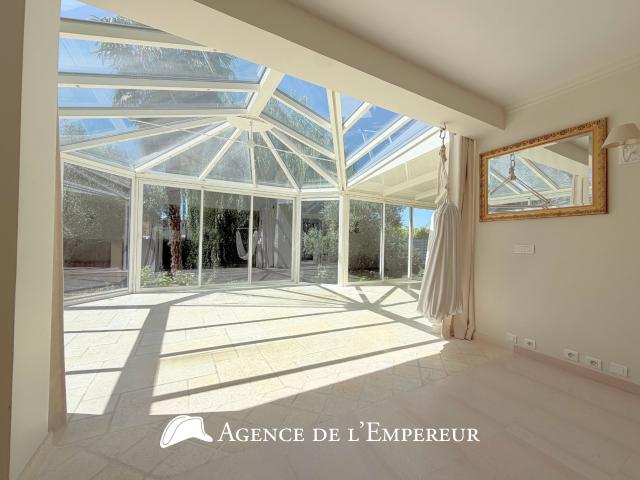 Maison 6 pièces 180 m²