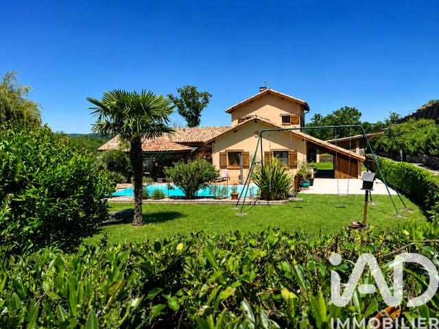 Maison 6 pièces 180 m²