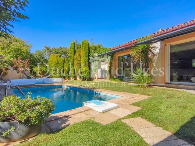 Maison 6 pièces 180 m²