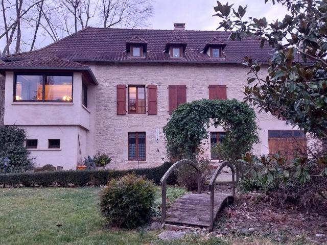 Maison 6 pièces 180 m²