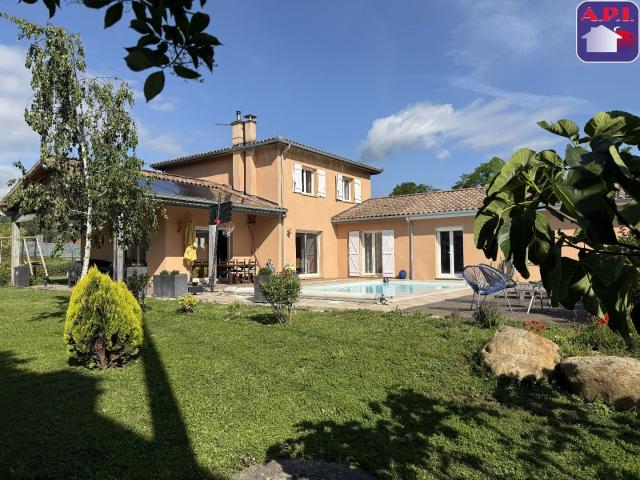 Maison 6 pièces 180 m²