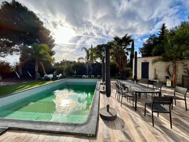 Maison 6 pièces 180 m²