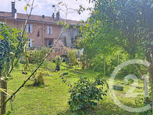 Maison 6 pièces 180 m²