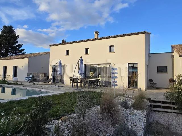 Maison 6 pièces 180 m²