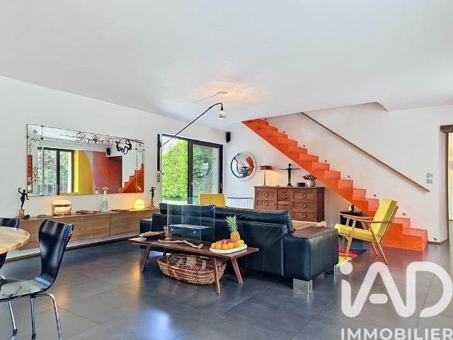 Maison 6 pièces 180 m²