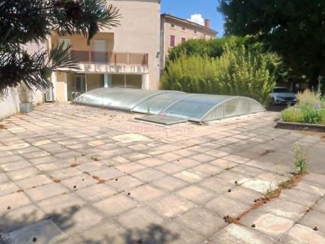 Maison 6 pièces 180 m²