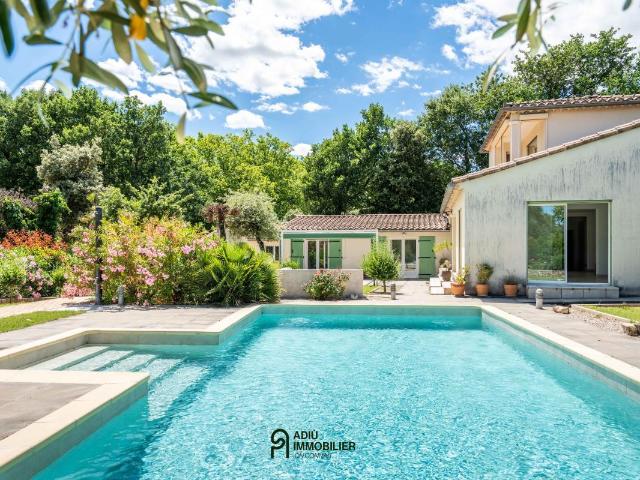 Maison 6 pièces 180 m²