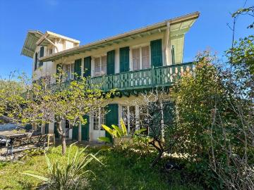 Maison 6 pièces 180 m²