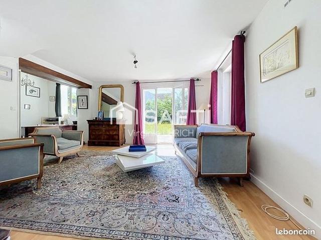 Maison 6 pièces 180 m²