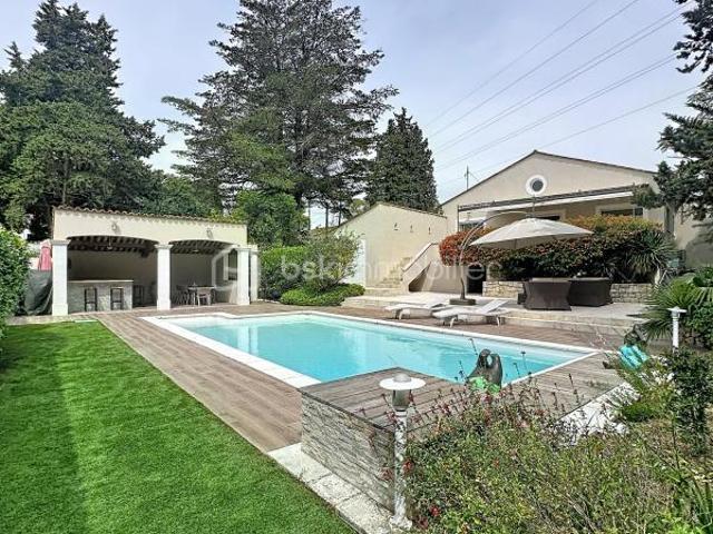 Maison 6 pièces 202 m²