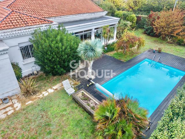 Maison 6 pièces 181 m²