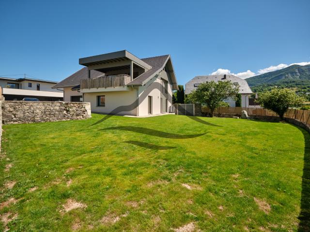 Maison 6 pièces 181 m²