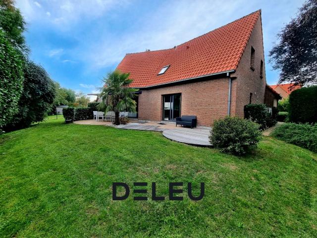 Maison 6 pièces 181 m²