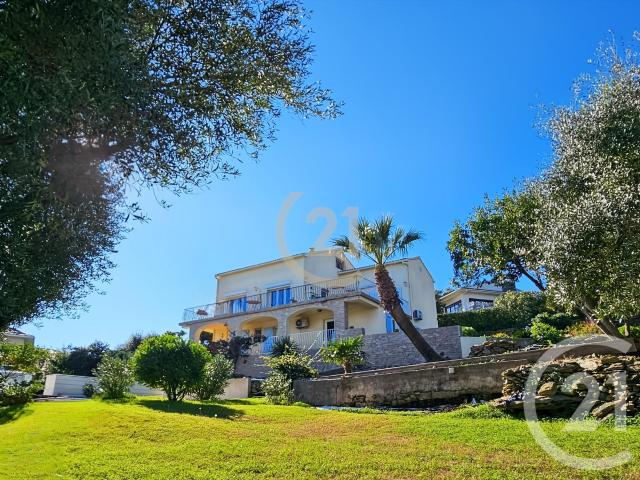 Maison 6 pièces 182 m²