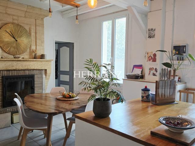 Maison 6 pièces 182 m²