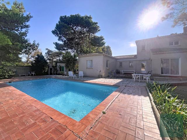 Maison 6 pièces 182 m²