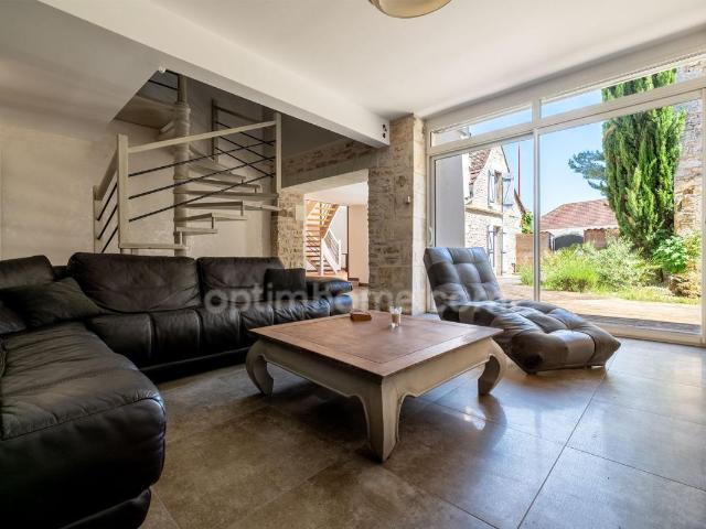 Maison 6 pièces 182 m²