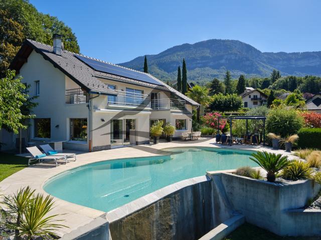 Maison 6 pièces 182 m²