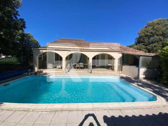 Maison 6 pièces 182 m²