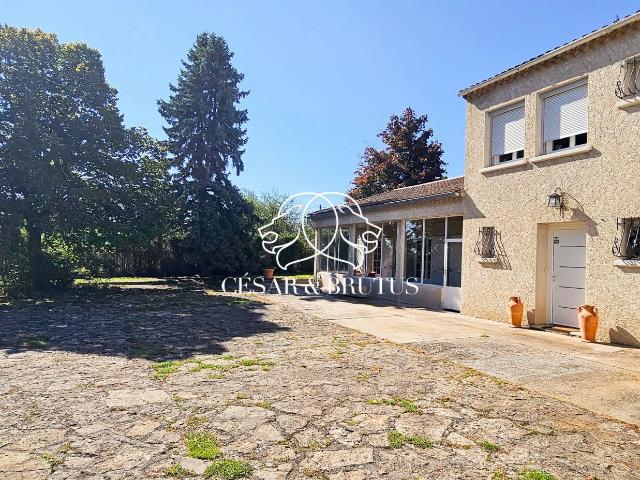 Maison 6 pièces 182 m²