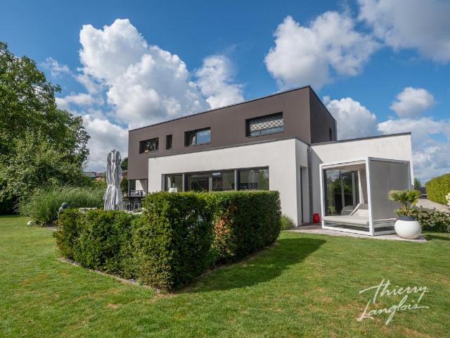 Maison 6 pièces 182 m²