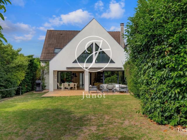 Maison 6 pièces 182 m²