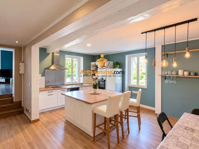 Maison 6 pièces 182 m²